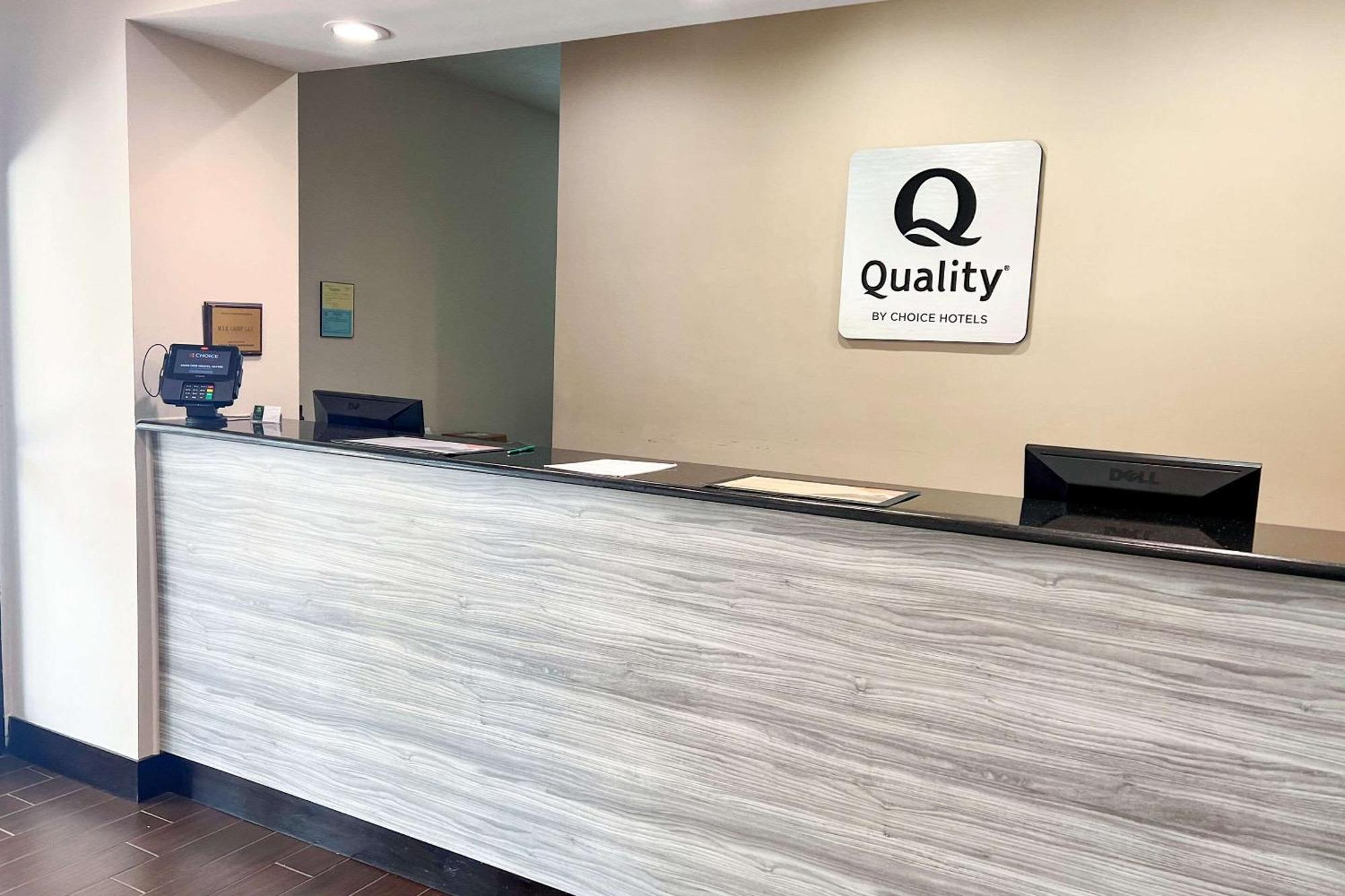 Quality Inn West Of Asheville Canton Exterior photo