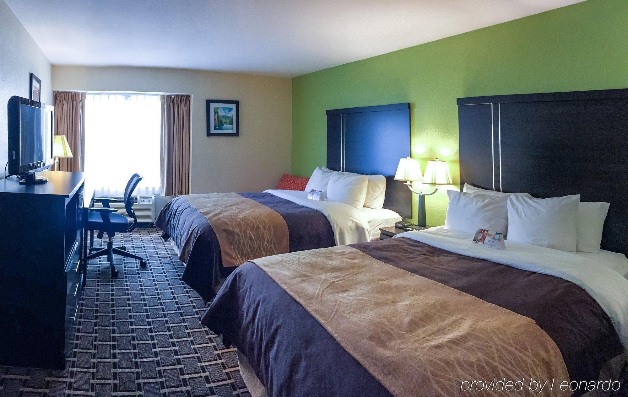 Quality Inn West Of Asheville Canton Exterior photo