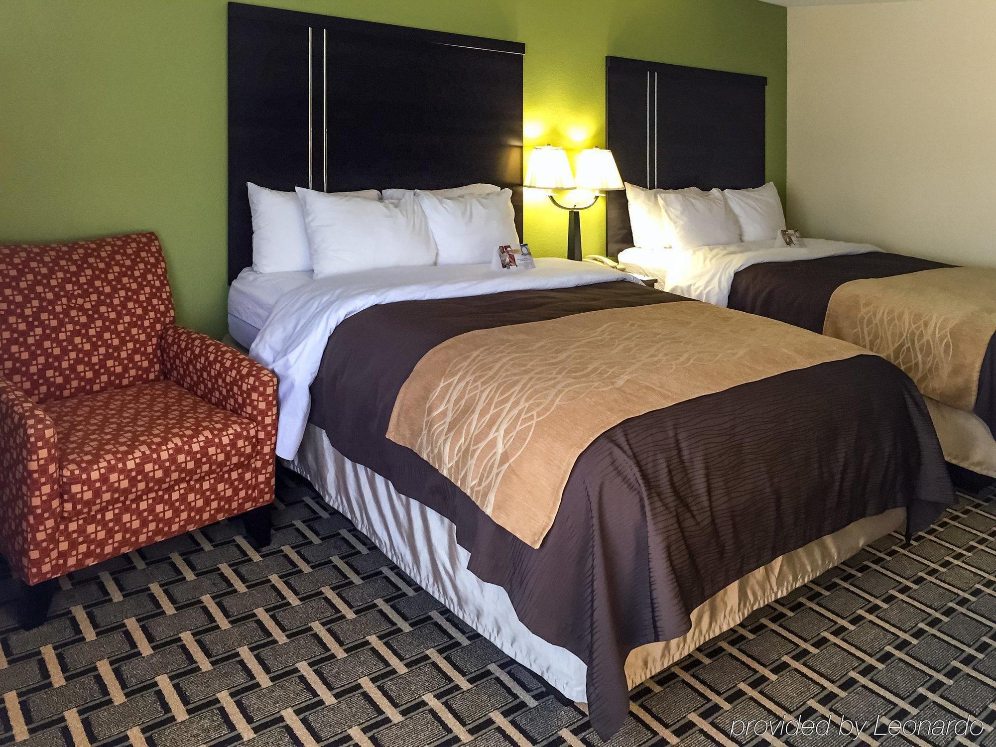 Quality Inn West Of Asheville Canton Exterior photo